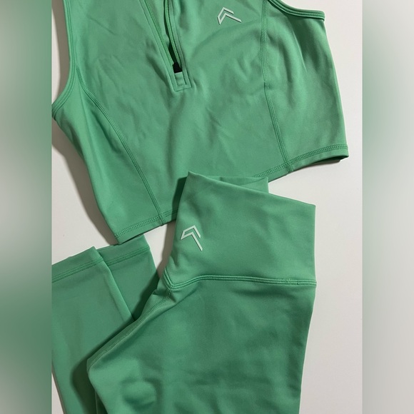 Oner active timeless set in jade green - Picture 4 of 7